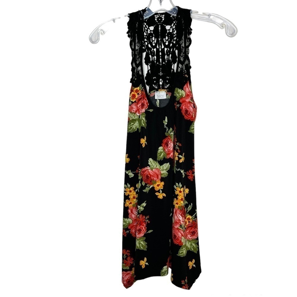 SUZY Shier Floral Crochet Back Tunic Shirt Asymmetrical Handkerchief Hem
